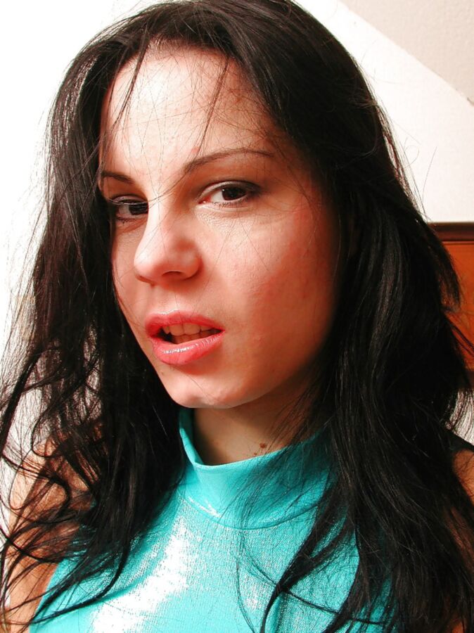 Alex at Flexifetishgirls