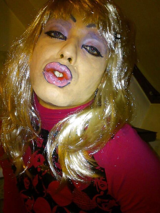 Sissy Bimbo Angela