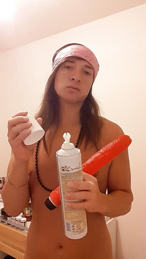 Tygra bitch creamy dildo fuck.