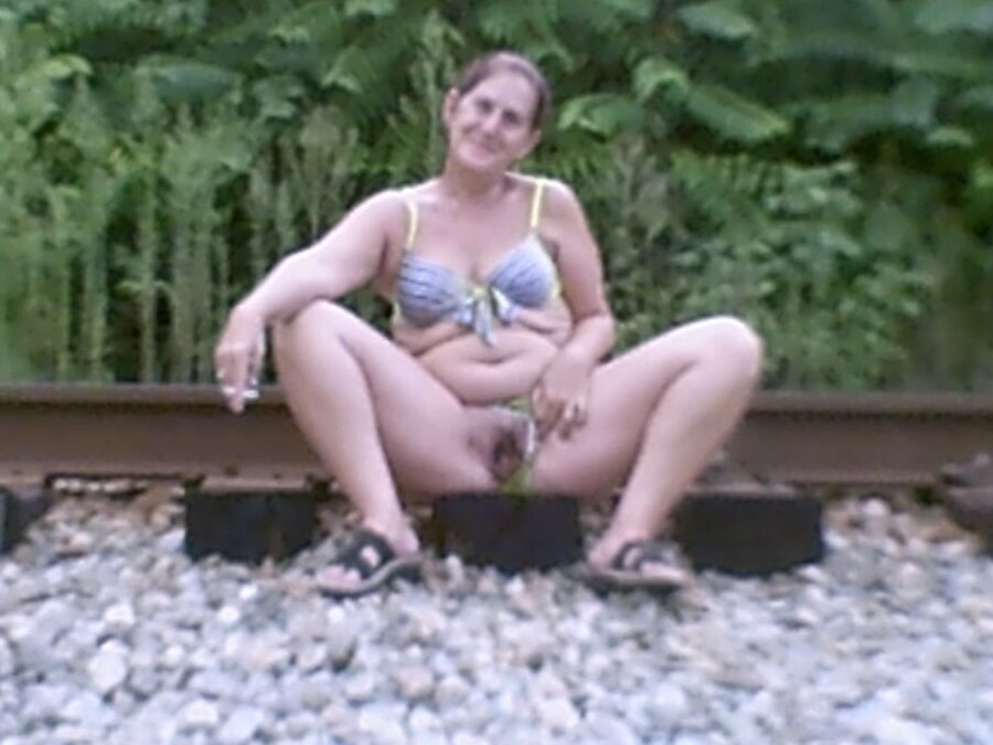 BBW wife on vacation