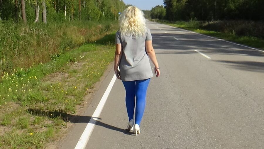 my ass in black pantyhose in nature
