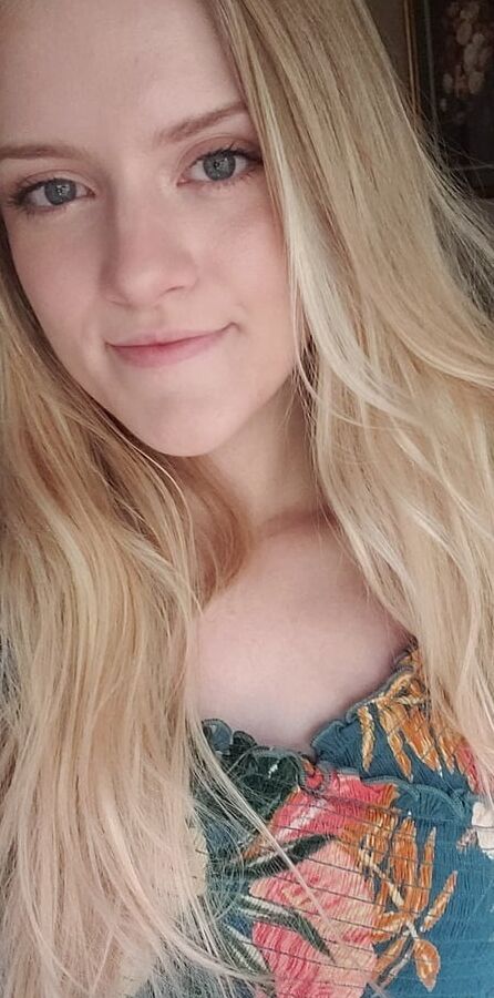 Cum say hi babe