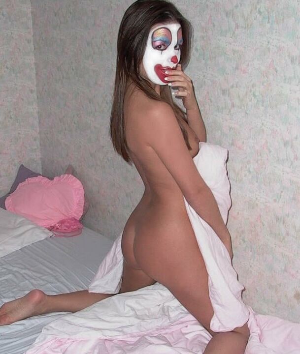 Coulrophilia (Clowns)