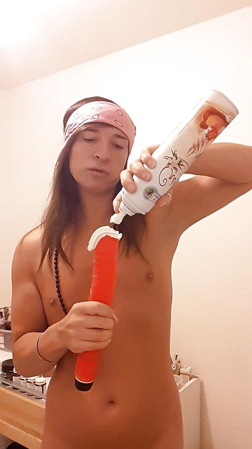 Tygra bitch creamy dildo fuck.