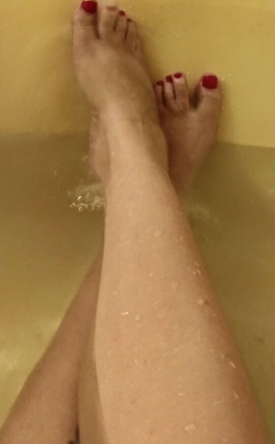 feet