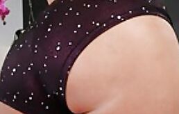 I am the hottest cock sucker in Austria