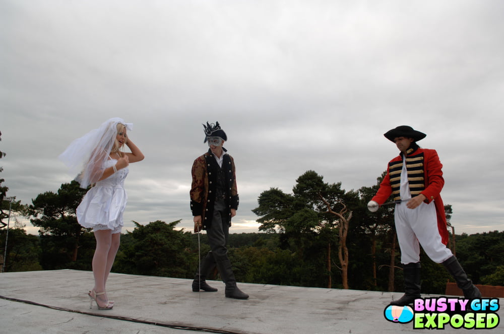 Savannah Gold Has Erotic Sex With A Masked Stranger