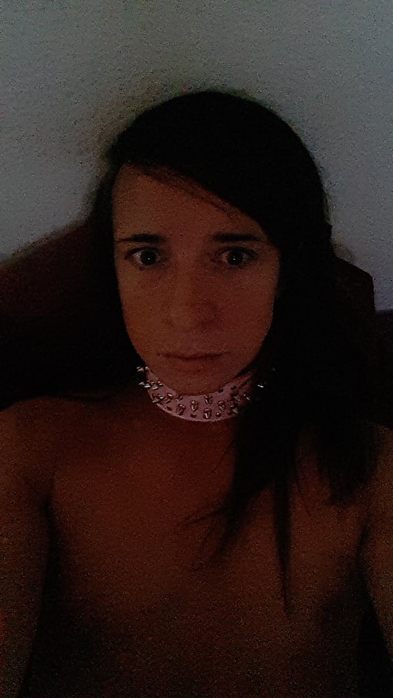 Tygra babe face with pink bitch necklace