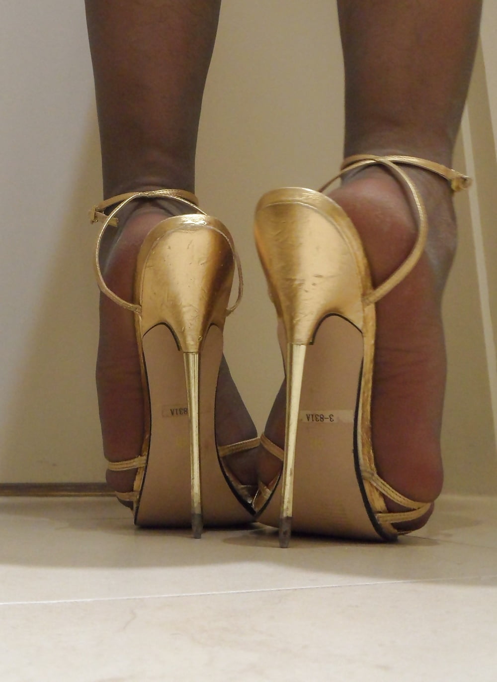 feel the heels