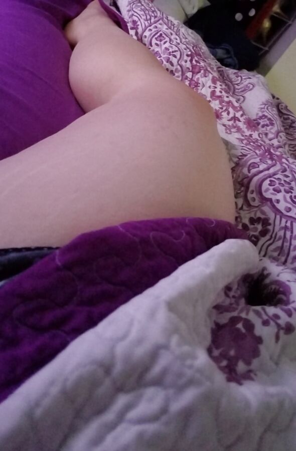 hours of fun............... bored housewife Milf