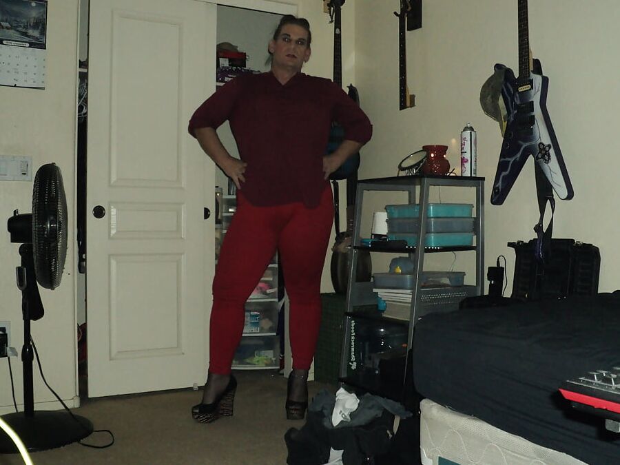 miscellaneous pictures of me in outfits