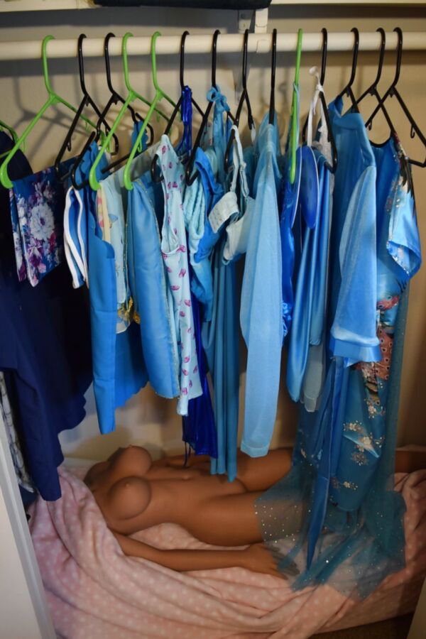Nina&;s closet!