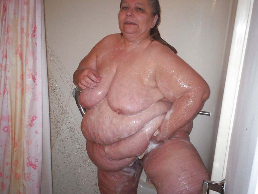 Squirt shower pics