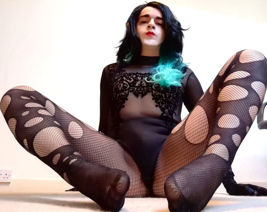 Marie crossdresser in a lot of nylon