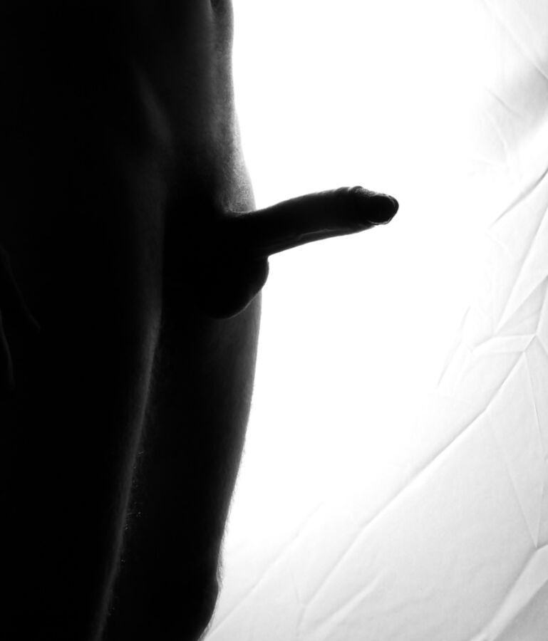 Snaps of me wanking my horny cock
