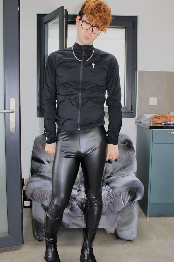 Gabriel your favourite faggot with leather leggings
