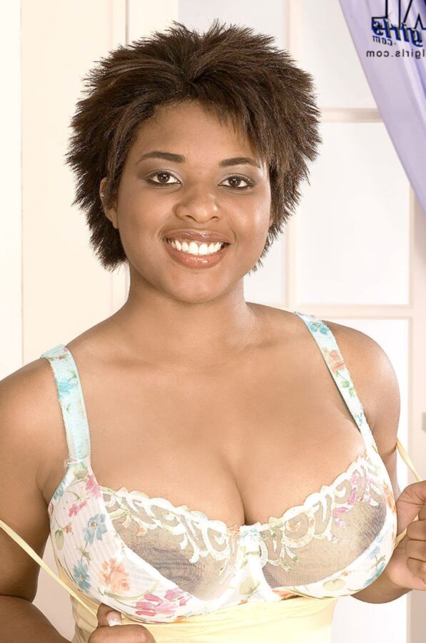 Ebony plumper Olivia Leigh gets naked
