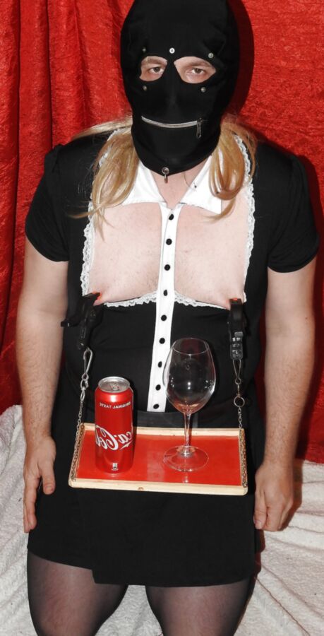 Sissy Served drinks by Glass