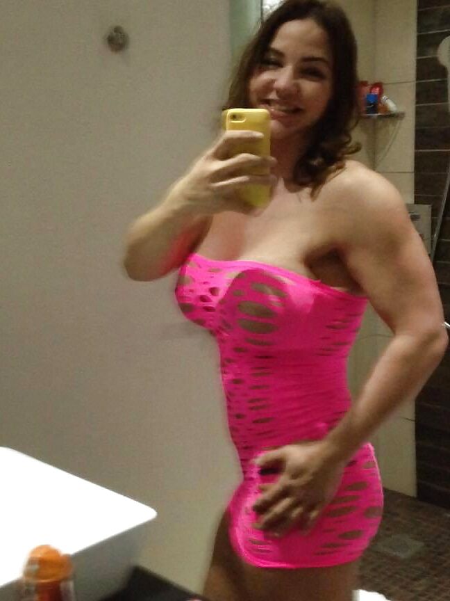 Tabbyanne Sexy Muscle pics