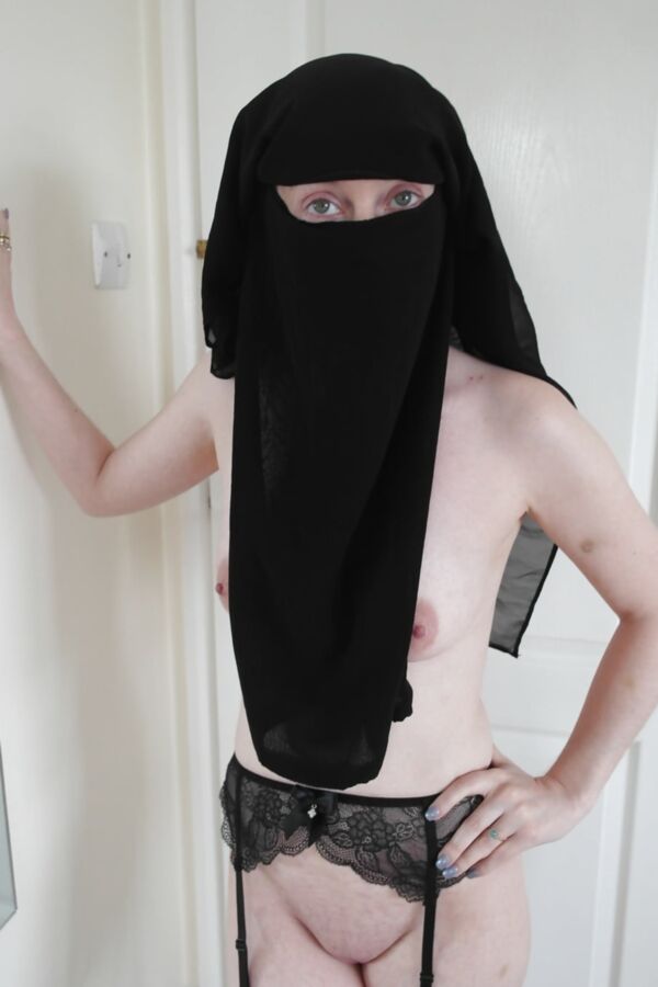 Niqab and stockings