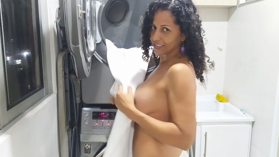 Milf Washing very sexy clothes