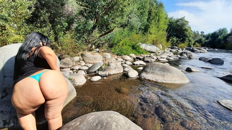 Mommy Big Ass in river