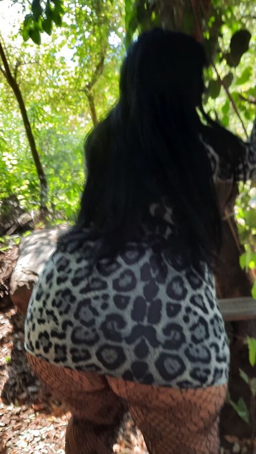 Mommy Big Ass Latina Outdoors
