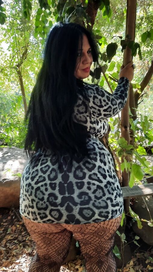 Mommy Big Ass Latina Outdoors