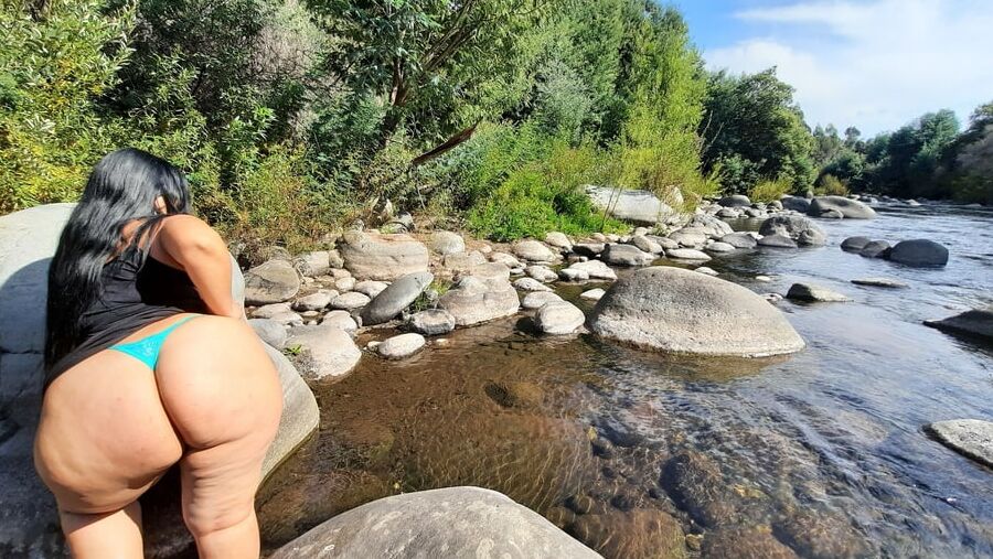 Mommy Big Ass in river