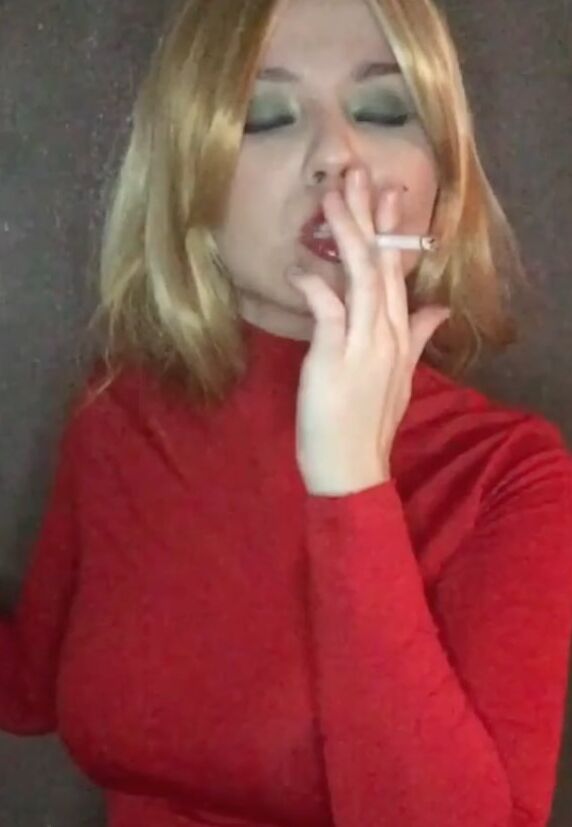 Smoking queen