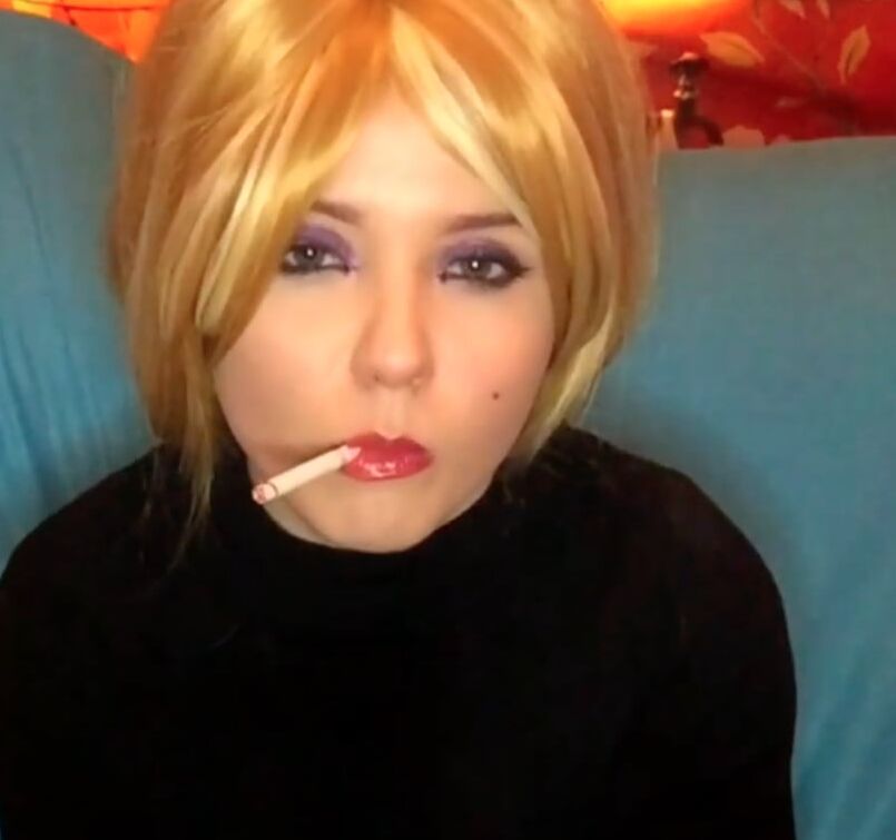Smoking FACE FETISH
