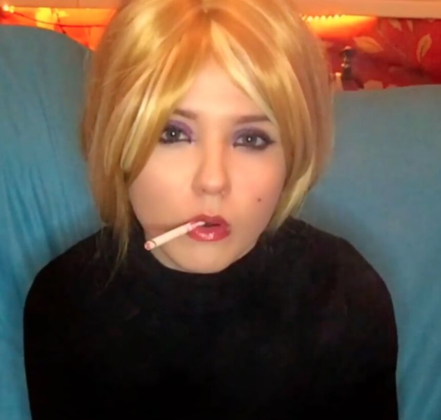 Smoking FACE FETISH