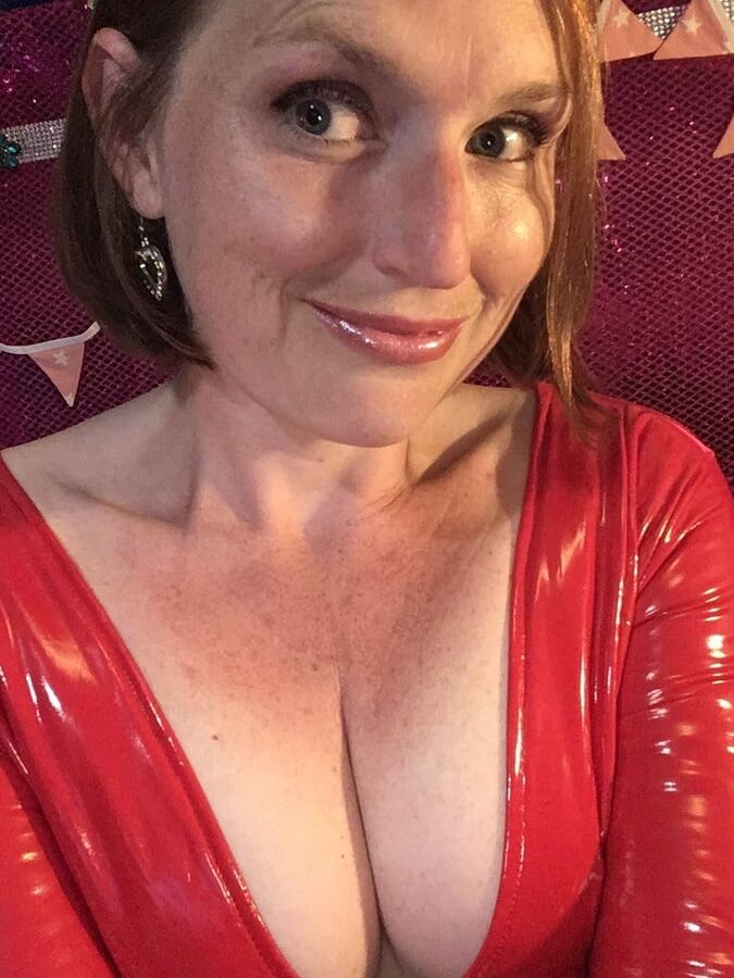 Testing out a new latex dress