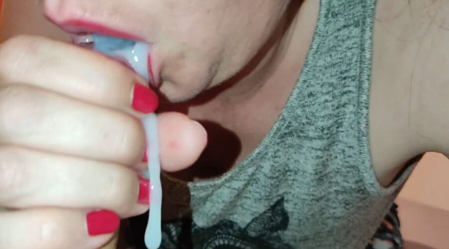 POV Blowjob Cum in Mouth Amateur MILF