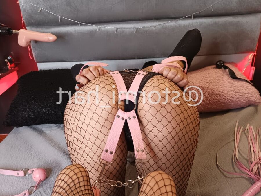 SPANK ME, I LOVE DOGGY