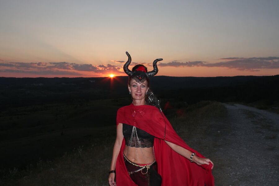 Queen of Sunset