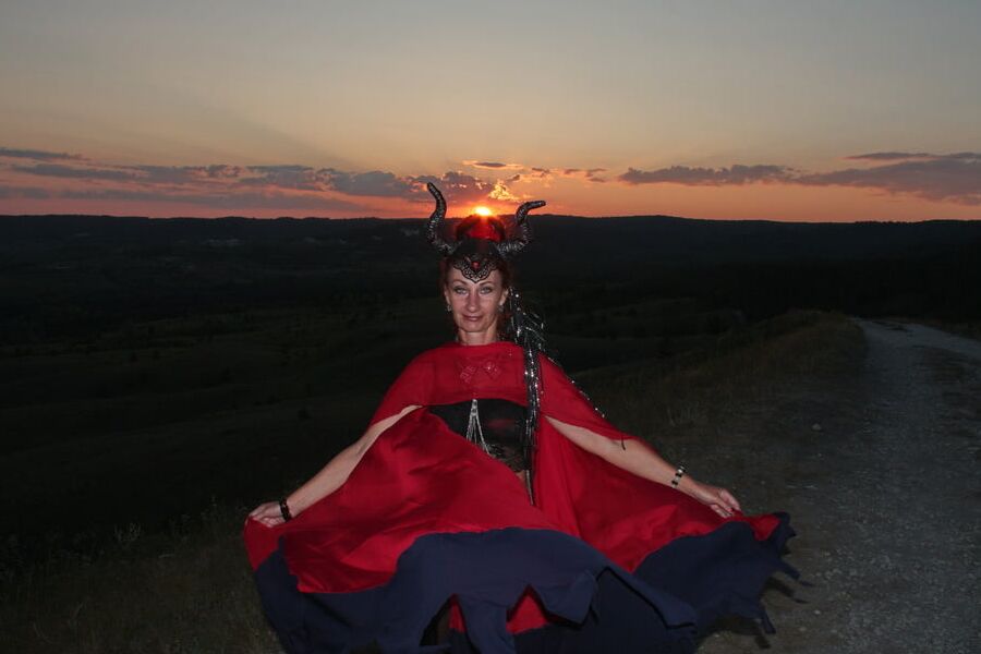 Queen of Sunset