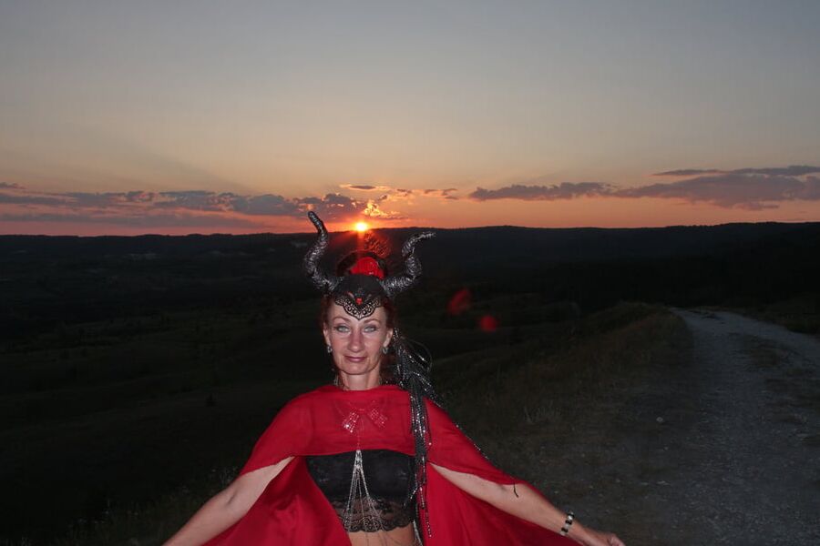 Queen of Sunset