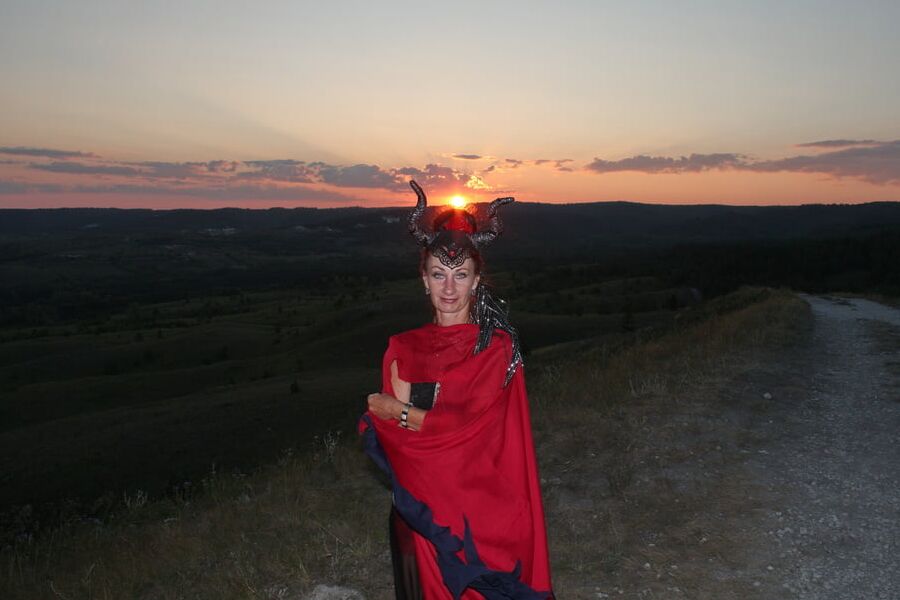 Queen of Sunset