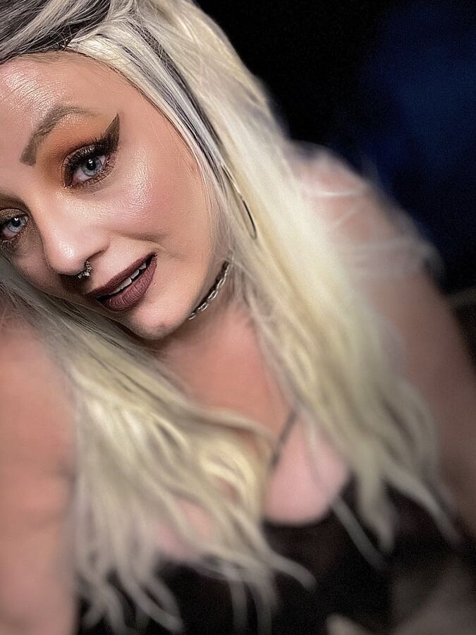 Photo Shoot w Blondee
