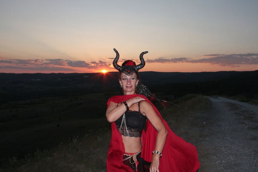 Queen of Sunset