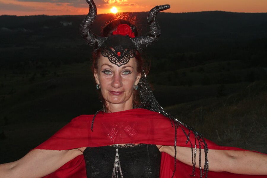 Queen of Sunset