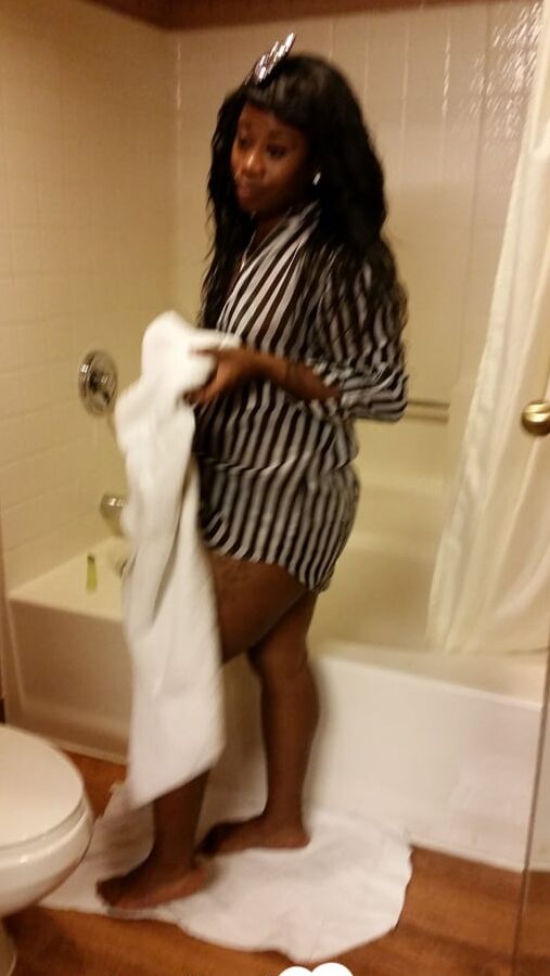 Black honey gets recorded as she showers