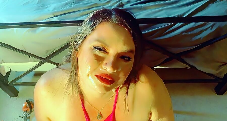 Sexy BBW Dick Lips Photoset