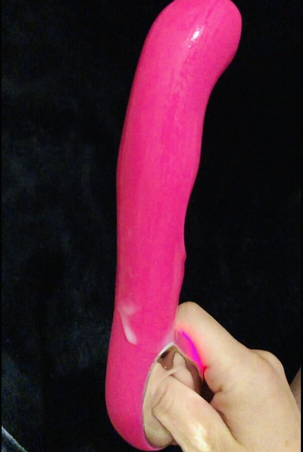 Love pegging slaves ! :P