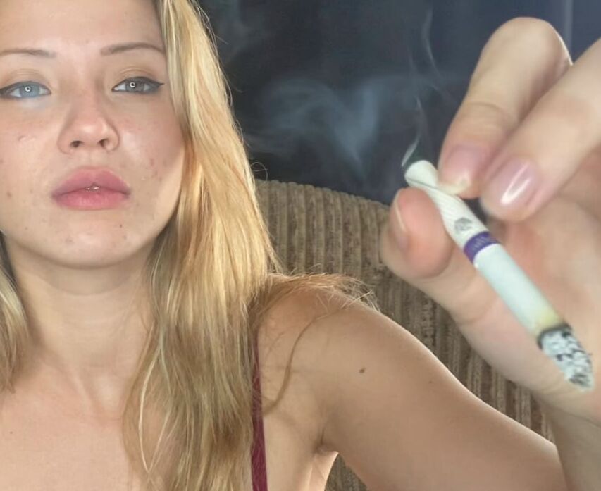 Smoking humiliation