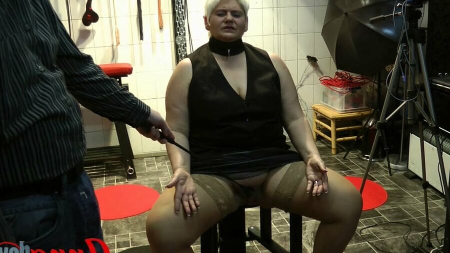 How to get the slave wet?
