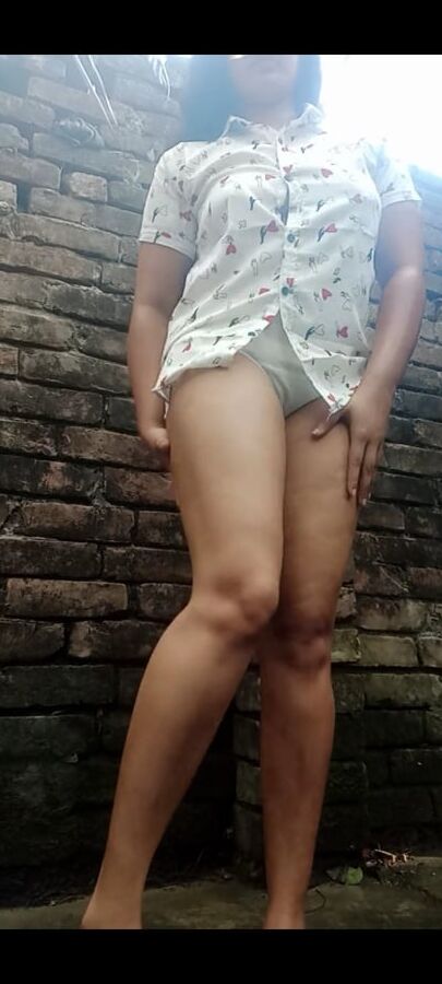 Hot girl bathing