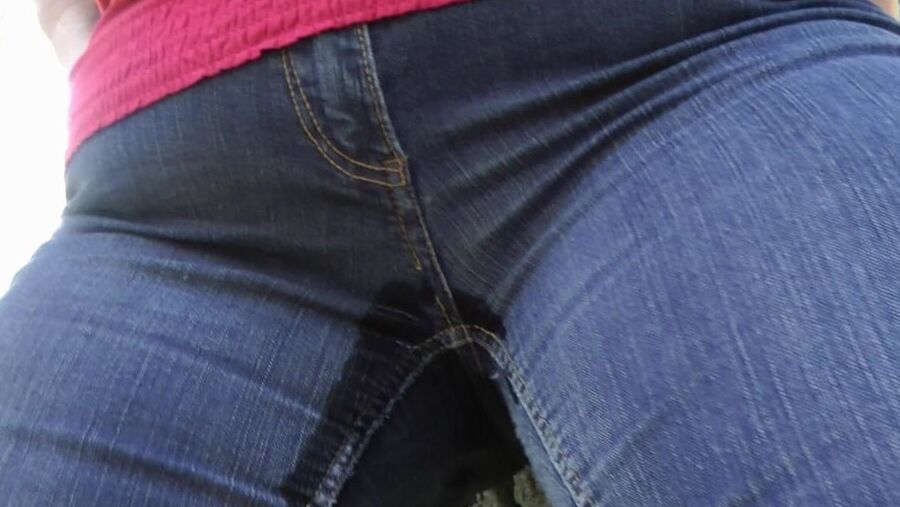 Pissing in the jeans
