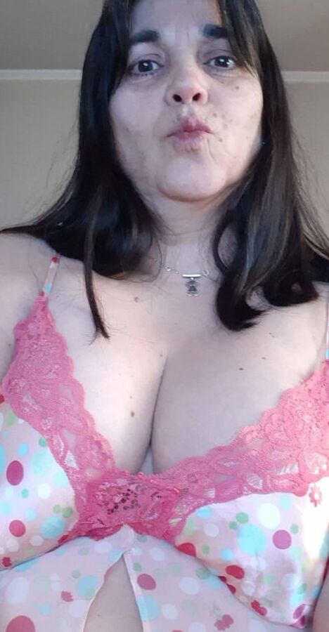 Mommy nice tits